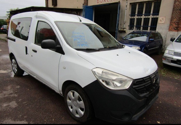 144967867r Renault Dacia intercooler hűtő