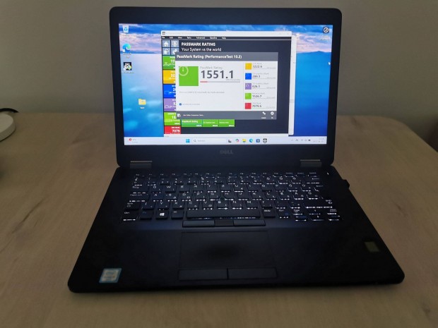 146 Eladó Dell 7470 i5 6 gen laptop FHD 128GB SSD 8GB RAM Gyári Magyar