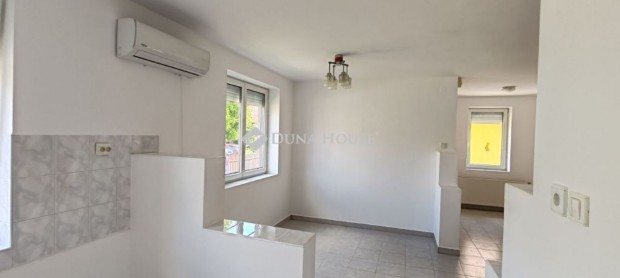 147 nm-es h�z elad� Sikl�s