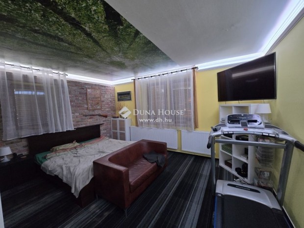 147 nm-es h�z elad� V�rtesbogl�r