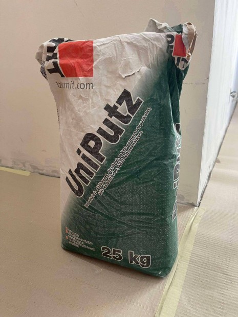 14,3 kg Baumit Uniputz Univerzlis msz-cement alapvakolat kzi bedolg