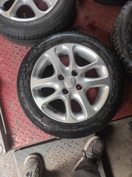 14" 14 4x100 aygo,107, C1 wagonr alufelni 64eft/4db