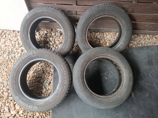 14 "165/70 R 14 nyri gumi elad!