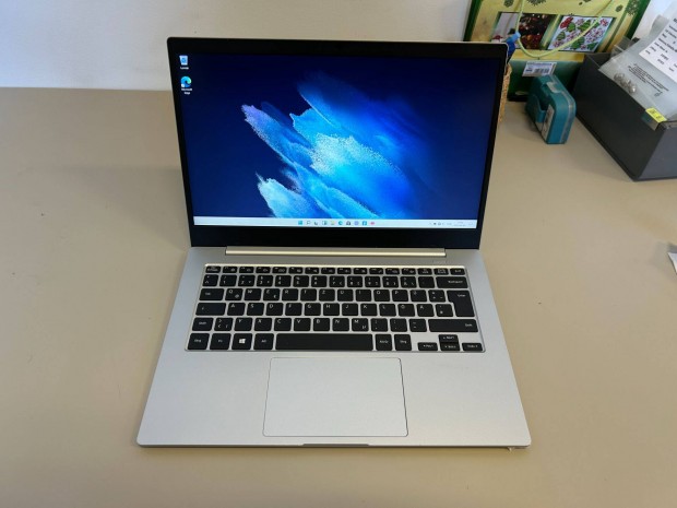 14" Samsung Galaxy Book Go újszerű állapotban eladó! (Snapdragonos)