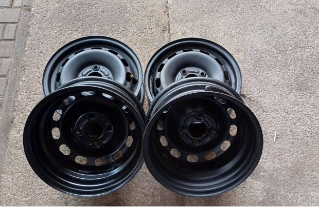 14"-es 4x108-as gyári új Ford acélfelni garnitúra eladó
