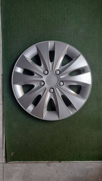 14" manyag dsztrcsa, Nissan