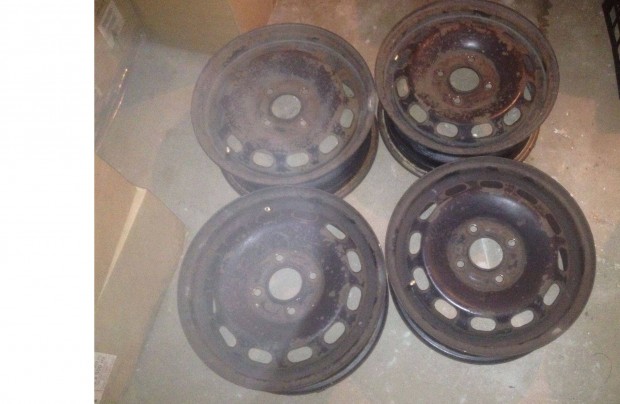 14 colos Acél felni 4 db Eladó!