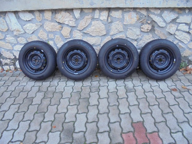 14-es Mazda Lemezfelnis jszer tli garnitra elad