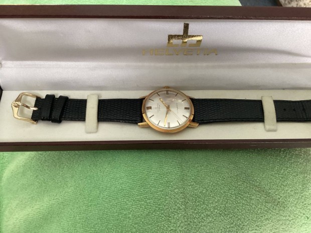 14 k-os arany Helvécia márkás svájci automata aranyóra