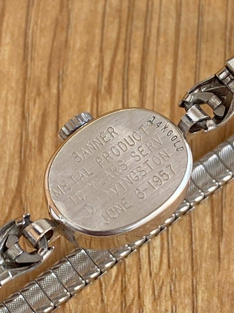 14kt-os fehérarany Omega női luxusóra 1969-ből