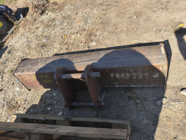 150-es eredeti takaró kanál JCB munkagépekhez