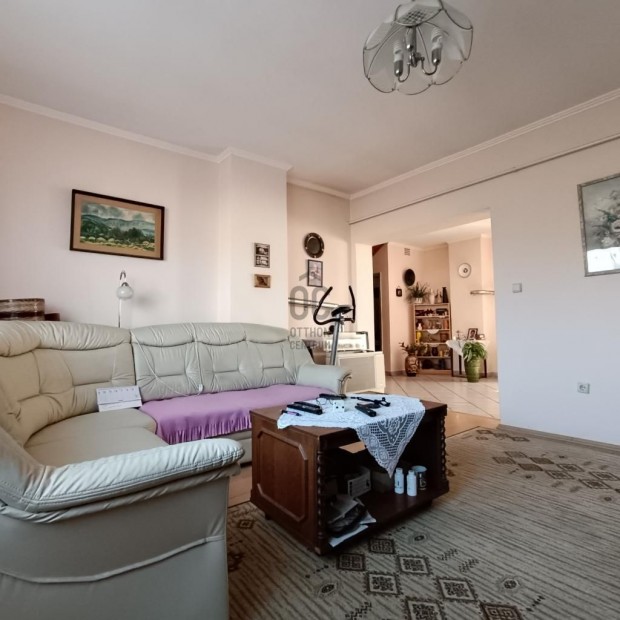 150 nm-es h�z elad� Nagykanizsa