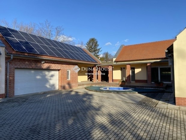 150 nm-es h�z elad� Nagykoz�r