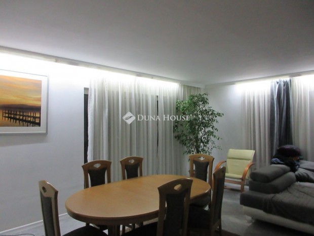 150 nm-es h�z elad� Ny�rtura