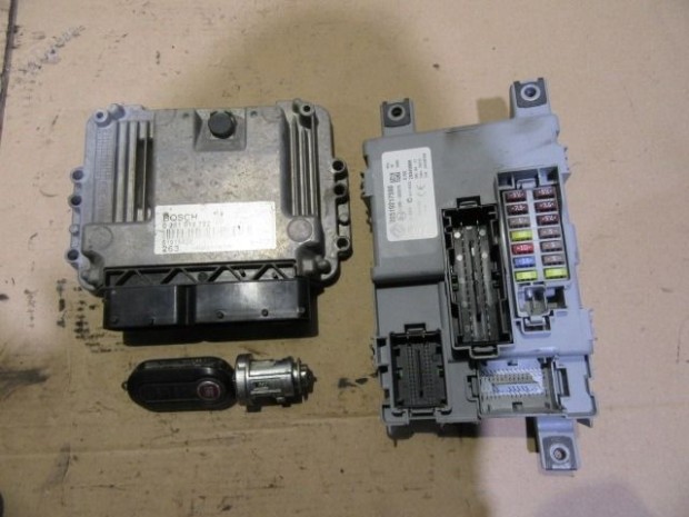 151436 Fiat Doblo III. 2009-2015 2,0 16v Diesel motorvezérlő szett