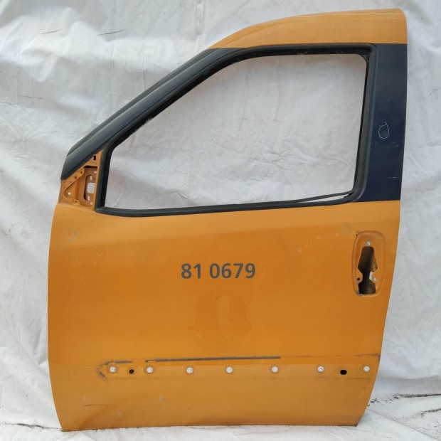151970 Fiat Doblo 2009-2022 bal első sárga színű ajtó, a képen
