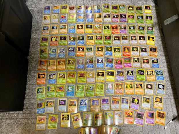 151db Régi fajta pokemon kártya egyben eladó