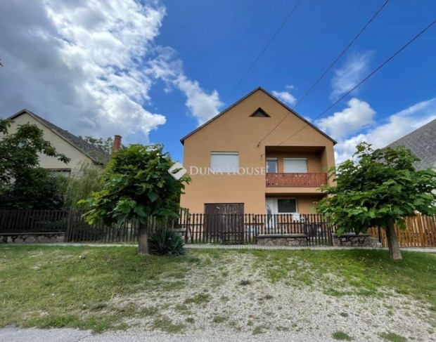 152 nm-es h�z elad� �cstesz�r