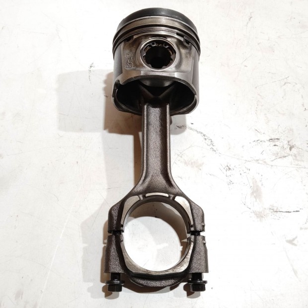 154061 Alfa Romeo 159 2,4 20v Diesel dugatty hajtkarral 939A9000