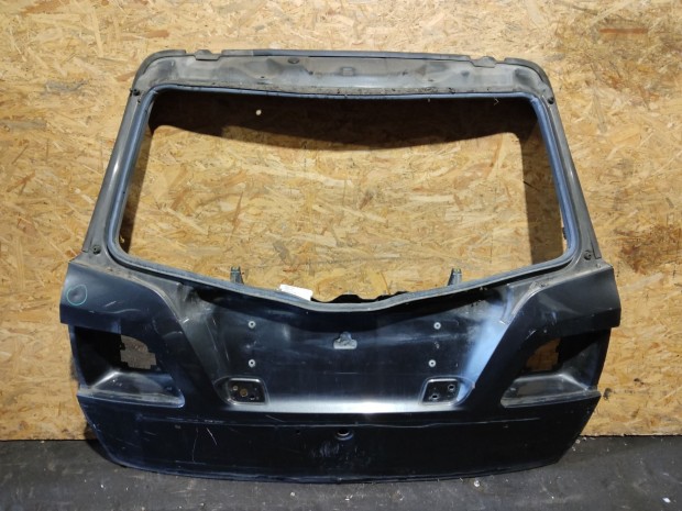 154725 Fiat Stilo kombi nyitható üveges csomagtérajtó, a képen