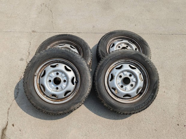 155/70 R13 Swift felni tli gumikkal