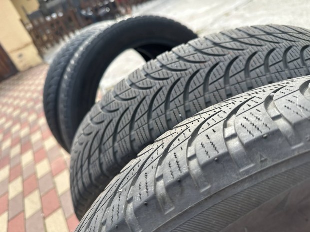 155/70 R19 Bridgestone Blizak LM500 szett elad