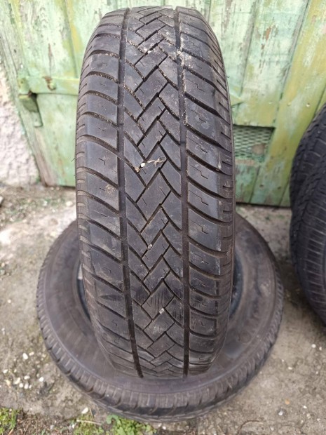 155/70 r13 2db Semperit nyri gumi elad