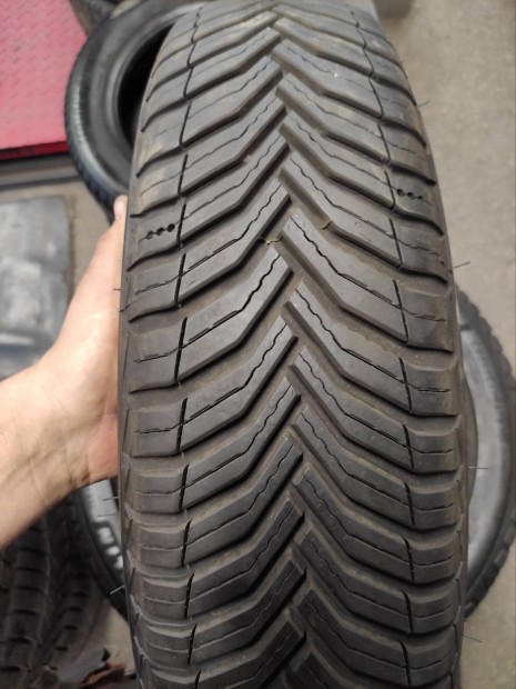 155/70r19 BMW I3 Demo 4 évszak Michelin 140eft/4db