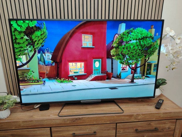 156CM LED TV. Android. Smart Wifi. 