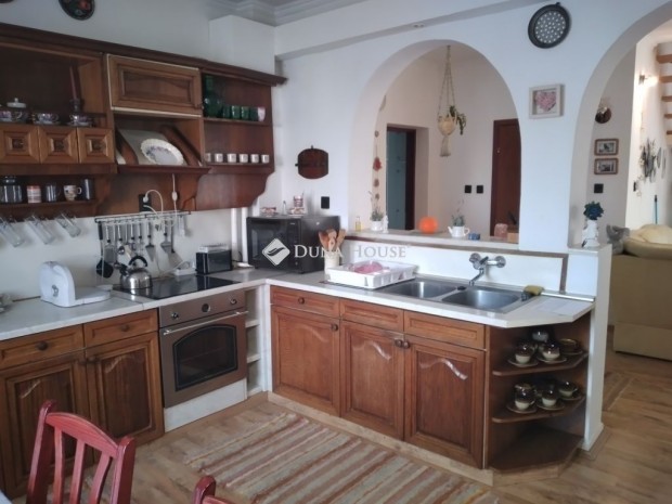 156 nm-es h�z elad� Szentgotth�rd