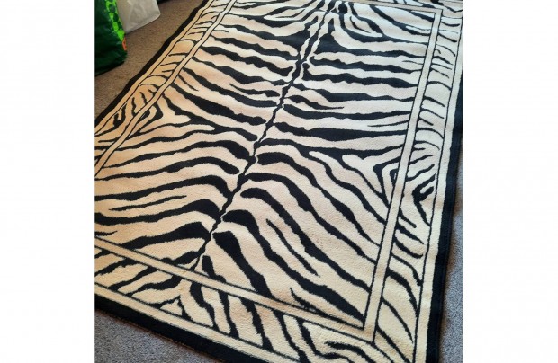 156x220cm zebramints sznyeg drapp/fekete