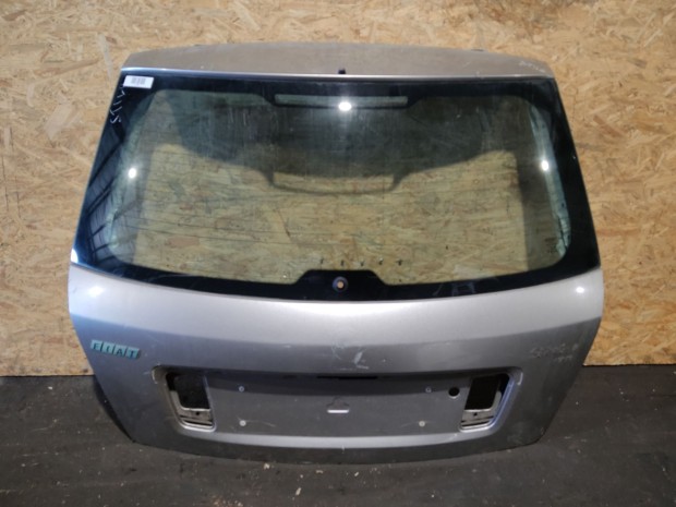 157552 Fiat Stilo 2001-2003 5 ajtós ezüst színű csomagtérajtó, a