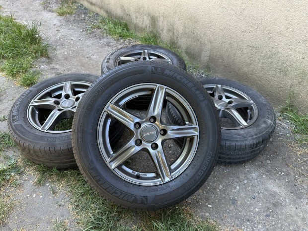 15 15" 5x114.3 Suzuki Mitsubishi Toyota Renault Dacia alufelni felni