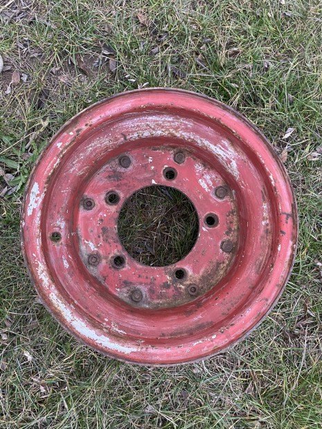 15,3" felni 5 csavaros 10,0/75-15,3 gumihoz blz vgasztal