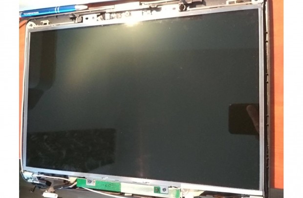 15,4 colos laptop képernyő Acer