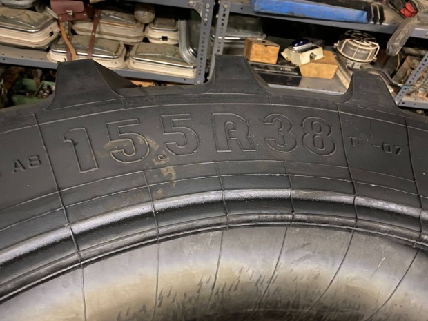15.5R38 Rosava TR-07 MTZ 80 82 hátsó traktor gumi Nyíregyháza, Alkony