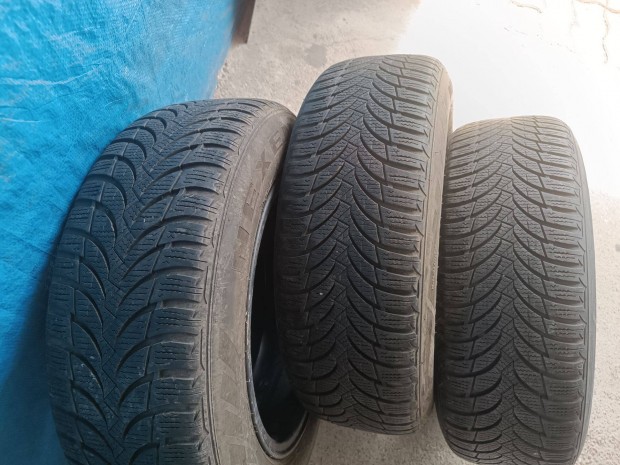 15" 195/60 R 15 Nexen Winguard téli gumi eladó!