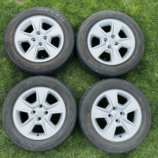 15" 4x100 6J ET40 Dacia alufelni eladó! Gumival is