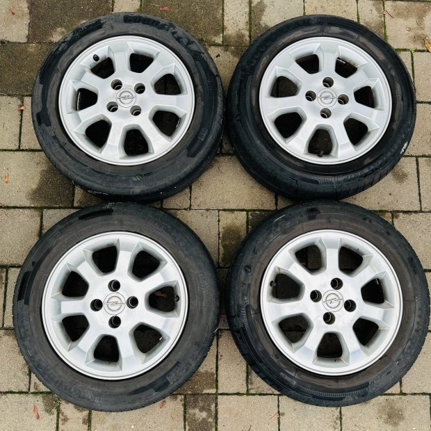 15" 4x100 6J ET49 Opel alufelni elad! Gumival is! Futsuk OK!