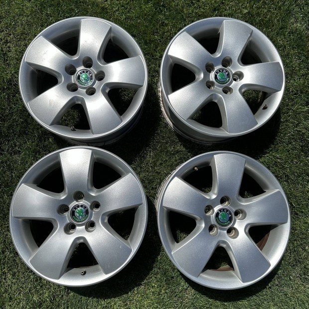 15" 5x100 6J ET38 Skoda, Seat, VW gyári alufelni eladó! Gumival is!
