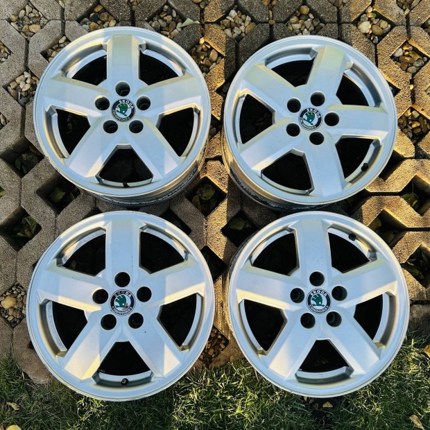 15" 5x100 6J ET38 Skoda, VW, Seat alufelni elad!