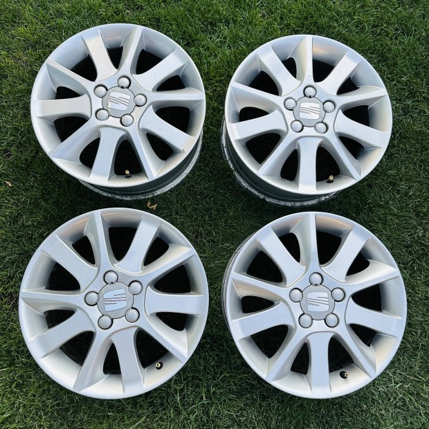 15" 5x100 6J ET43 Seat alufelni, elad! VW, Skoda is - gumival is!