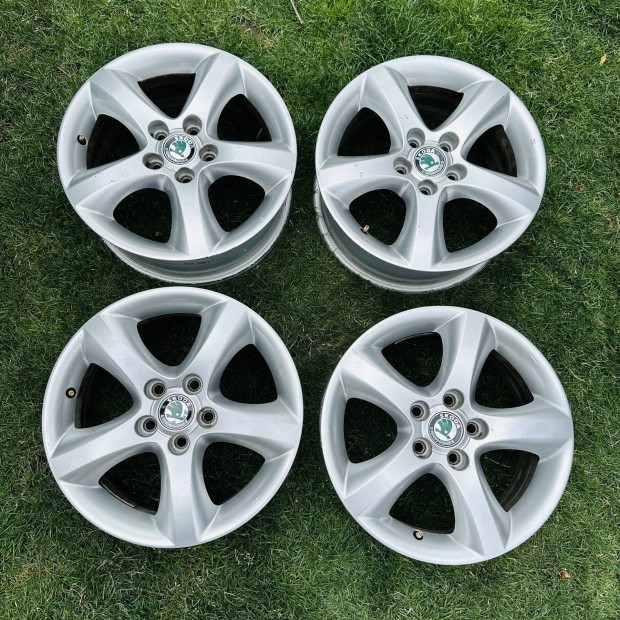 15" 5x100 6J ET43 Skoda alufelni eladó! VW, Seat. Gumival is!