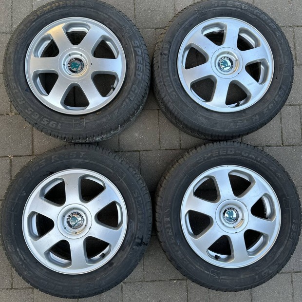 15" 5x100 6,5J ET43 Skoda alufelni eladó!
