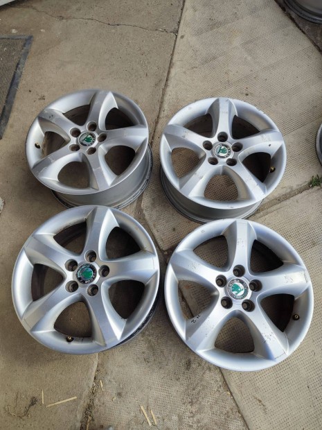 15" 5x100 Skoda gyári Fabia alufelni garnitúra eladó