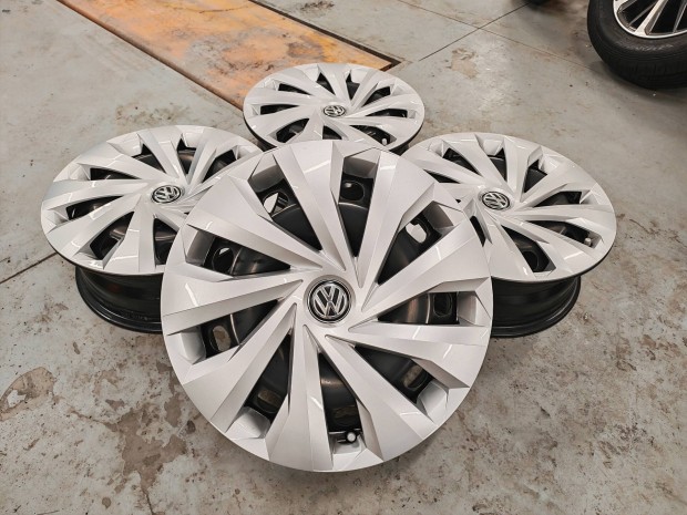 15" 5x100 VW lemezfelni szett dsztrcsval! 