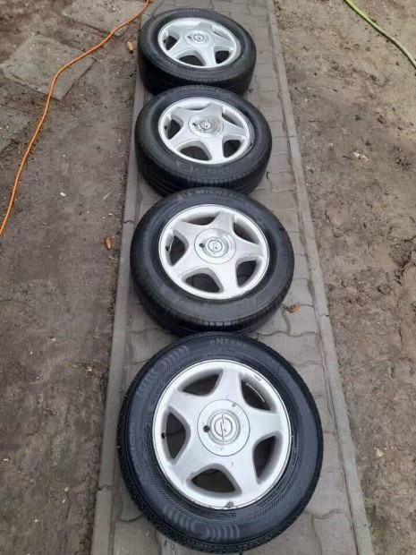 15" Opel 4x100 alufelni