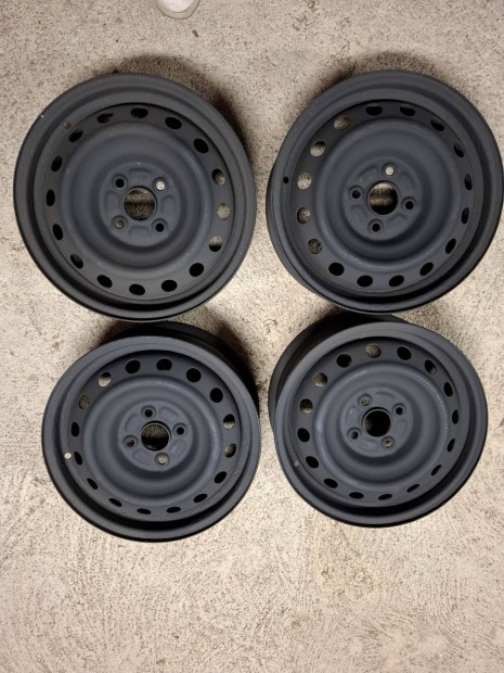 15" Toyota Suzuki Hyundai Kia Nissan Mazda felni garnitra