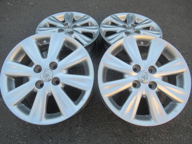 15" Toyota alufelni 4x100 gyári yaris felni corolla