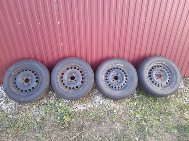 15" Volkswagen Lemezfelni+Gumi